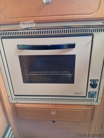 Polintegriran avtodom RAPIDO 786F,Klima,Aufbauheiz. dKüar,F.Bett,Marki