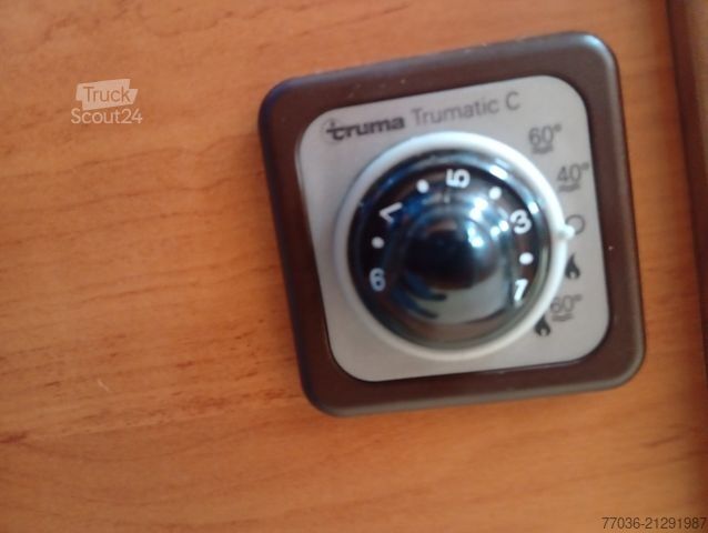 Polintegriran avtodom RAPIDO 786F,Klima,Aufbauheiz. dKüar,F.Bett,Marki