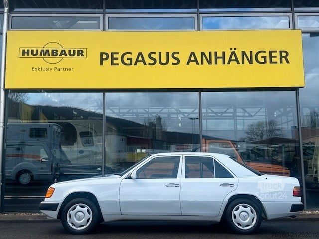 Bestelwagen MERCEDES-BENZ 260 E Limousine PKW Oldtimer AHK