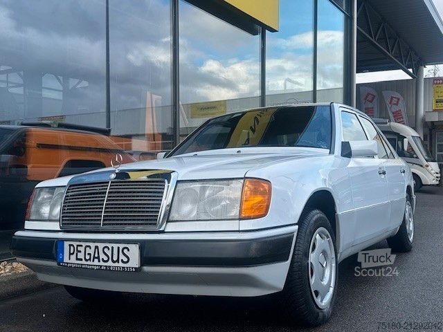 Bestelwagen MERCEDES-BENZ 260 E Limousine PKW Oldtimer AHK
