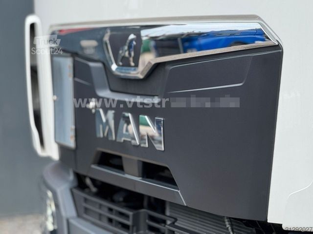 Grue montée sur camion MAN TGM TG3 18.320 4x4 HMF Ladekran Pritsche