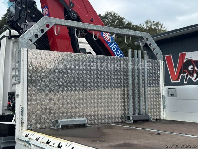 Grue montée sur camion MAN TGM TG3 18.320 4x4 HMF Ladekran Pritsche