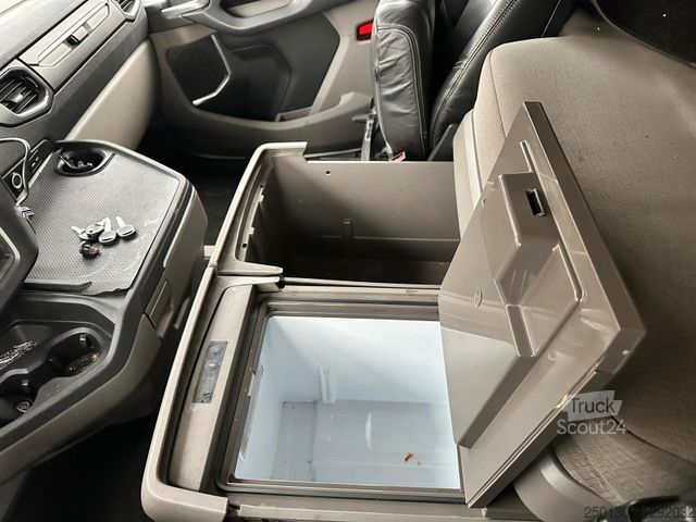 Viehtransporter LKW SCANIA R500 6x2/4 LL 4.Stock Menke Tränke Hubdach