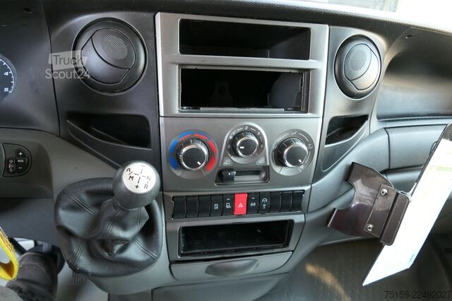 Laatikkoauto iveco Daily 35 S11 C30C AUTOMATIK EURO 5 - Regale - LUFT - COC