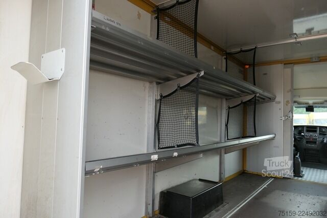 Laatikkoauto iveco Daily 35 S11 C30C AUTOMATIK KAMERA Regale LUFT DURCHGANG EURO-5 CoC