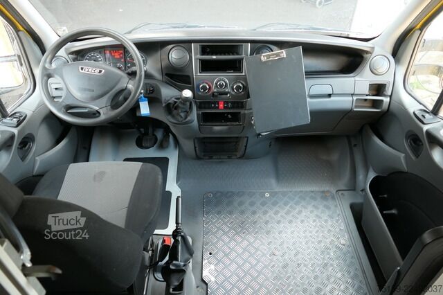 Laatikkoauto iveco Daily 35 S11 C30C AUTOMATIK KAMERA Regale LUFT DURCHGANG EURO-5 CoC