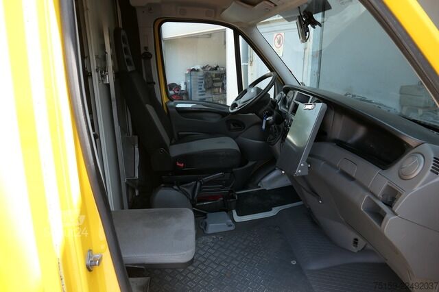 Laatikkoauto iveco Daily 35 S11 C30C AUTOMATIK KAMERA Regale LUFT DURCHGANG EURO-5 CoC