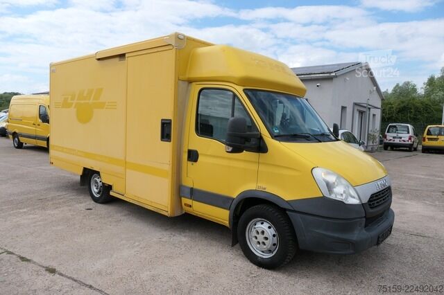 Laatikkoauto iveco Daily 35 S11 C30C AUTOMATIK KAMERA Regale LUFT DURCHGANG EURO-5 CoC