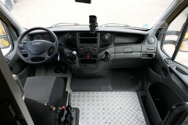 Laatikkoauto iveco Daily 35 S11 C30C AUTOMATIK KAMERA Regale LUFT DURCHGANG EURO-5 CoC
