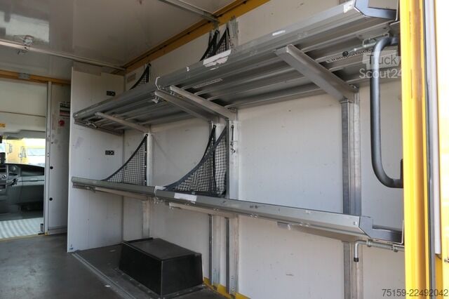 Laatikkoauto iveco Daily 35 S11 C30C AUTOMATIK KAMERA Regale LUFT DURCHGANG EURO-5 CoC