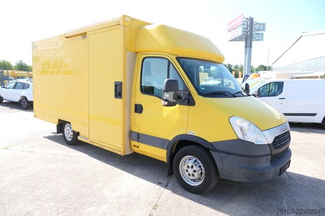 Laatikkoauto iveco Daily 35 S11 C30C AUTOMATIK KAMERA Regale LUFT DURCHGANG EURO-5 CoC