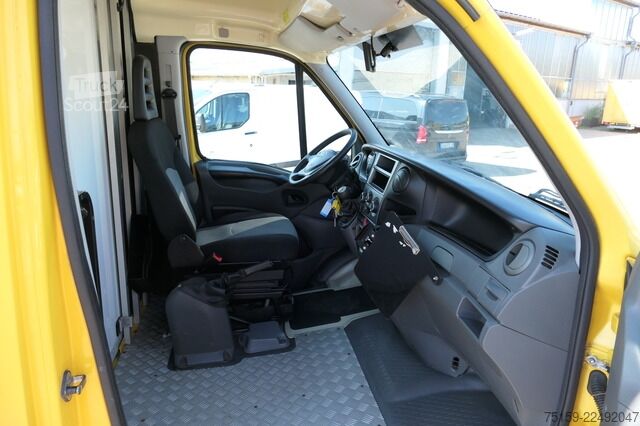 Laatikkoauto iveco Daily 35 S11 C30C AUTOMATIK KAMERA Regale LUFT DURCHGANG EURO-5 CoC