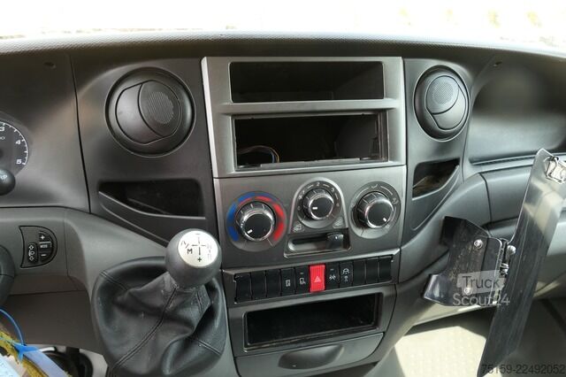 Laatikkoauto iveco Daily 35 S11 C30C AUTOMATIK KAMERA MAXI KAMERA Regale LUFT - EURO 5 - CoC