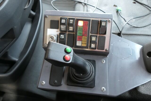 Camion con cassone intercambiabile mercedes-benz KAMAG WBH 25 Wiesel Sattelkupplung Umsetzfahrz.