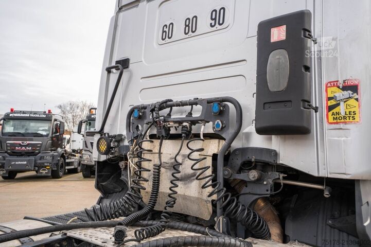 Padrão-SZM SCANIA R 520 V8+INTADER+HYDR