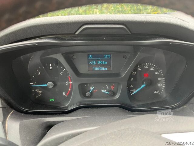 Varebil med dobbeltkabine Ford Transit FCD