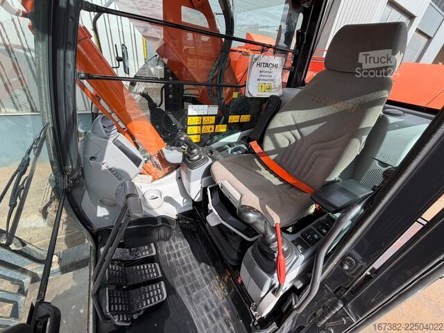 багер на вериги Hitachi ZX225US5LC