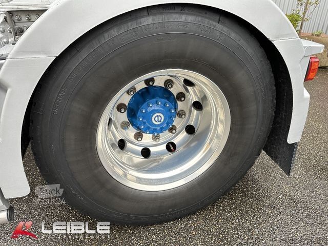 Standart çekici ünitesi VOLVO FH 540 Globe XL *Ocean Race Limited Edition*