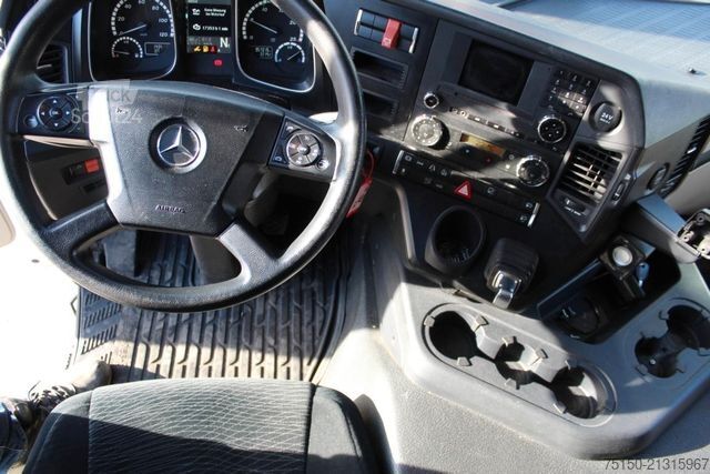 Camion de materiale periculoase MERCEDES-BENZ 1840 4x2 BLS - FIN: 343176