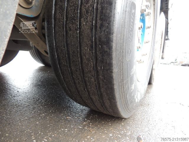 Auflieger mit Pritsche & Plane KÖGEL Tautliner Standard (4 stuck)