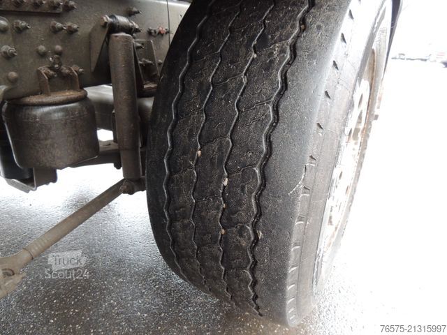 Āķa konteineru automašīna VOLVO FM9 300 6x2 Abrollkipper + kran