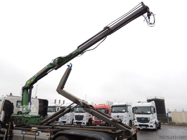 Āķa konteineru automašīna VOLVO FM9 300 6x2 Abrollkipper + kran
