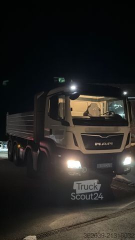 Kipper LKW MAN TGS 37.500 8X4 2 SK GESTEINSKIPPER BORDMATIK