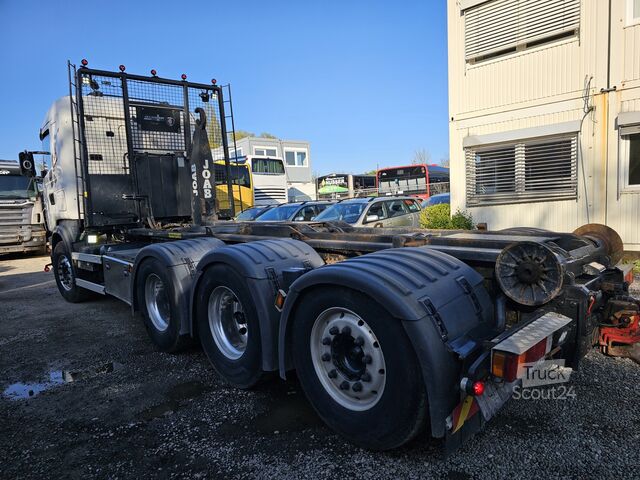 Kanca kasalı yük kamyonu (roll-off) SCANIA R480LB 8X4*4HHA MOTORSCHADEN! 3-Pedal J