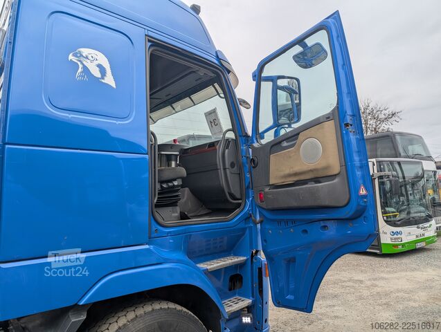 Camião porta-contentores de gancho Volvo FH520 -37 8X4 JOAB Lift+Lenkachse Blatt/