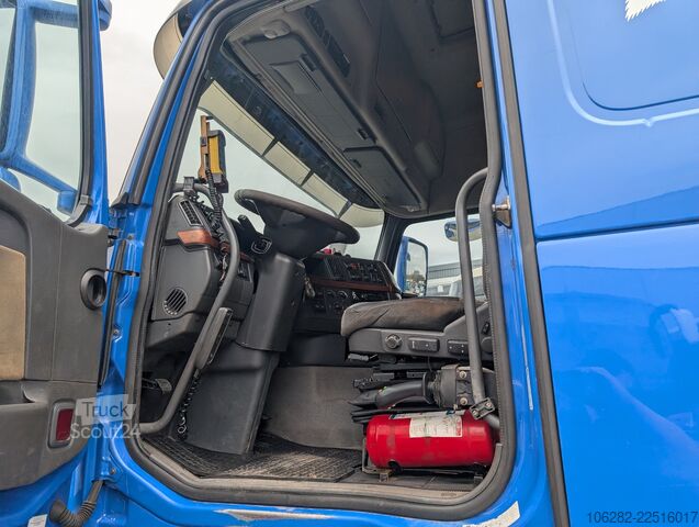 Camião porta-contentores de gancho Volvo FH520 -37 8X4 JOAB Lift+Lenkachse Blatt/