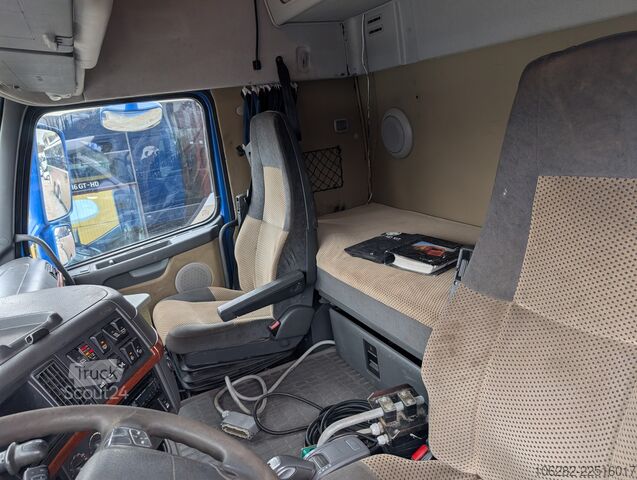 Camião porta-contentores de gancho Volvo FH520 -37 8X4 JOAB Lift+Lenkachse Blatt/