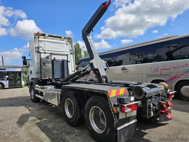 R500LB6X2 HHZ V8 lapu/ lapu ROBSON 6x4 3 pedāļi SCANIA R500LB6X2 HHZ V8 Blatt/Blatt