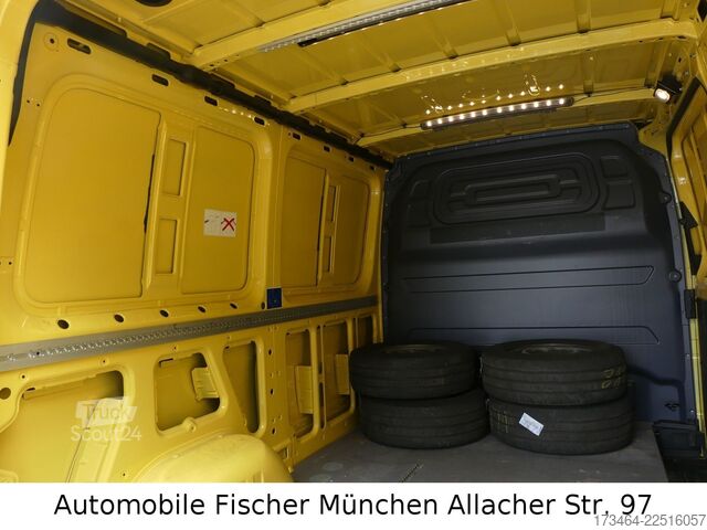 Fourgon tôlé MERCEDES-BENZ Sprinter III Kasten 316 CDI RWD Schwingsitz