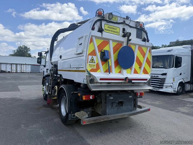 Veegwagen DAF Johnston vt651 LF 220