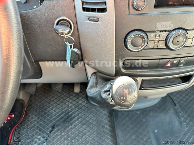 Furgon blaszak MERCEDES-BENZ Sprinter 211 CDI Kastenwagen, Klima