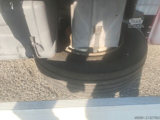 Kovček IVECO EUROCARGO 75E18