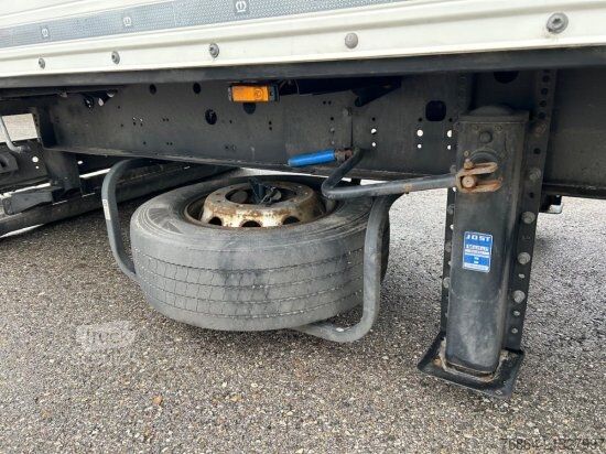 Фургон-полуприцеп KRONE SE/DA03  DRYLINER 1-ACHS KOFFERAUFLIEGER, DOPPELSTOCK, HECKABSTüTZUNG