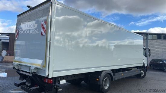 Škatlasti tovornjak MERCEDES-BENZ 1230 L, S-FHAUS, KOFFER M. BäR-LBW, AHK, RüERA