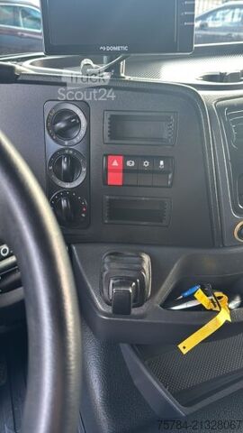 Škatlasti tovornjak MERCEDES-BENZ 1230 L, S-FHAUS, KOFFER M. BäR-LBW, AHK, RüERA