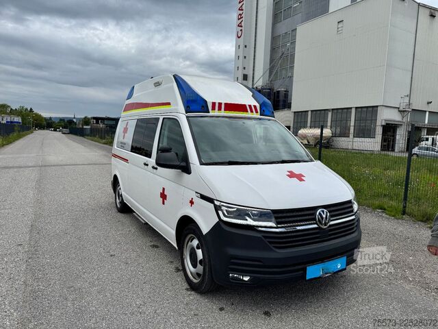 Feuerwehrfahrzeug VW VW T6.1, 4-Motion, mit Trage und Sessel