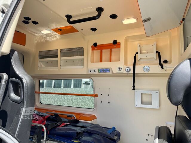 Feuerwehrfahrzeug VW T6 Transporter Kasten/Kombi Kombi lang 4Motion