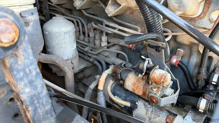 Chassi med hytt Renault Kerax 370 (LAMES / GRAND PONT / STEEL SUSP. / P...