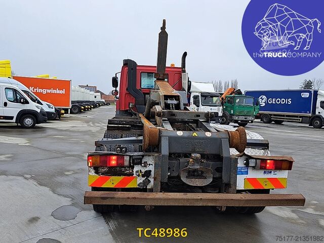 Konteineru pārvadājumi DAF 85 CF 460