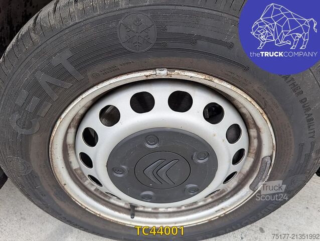 Fourgon tôlé Citroen JUMPY 2.0 HDI L2