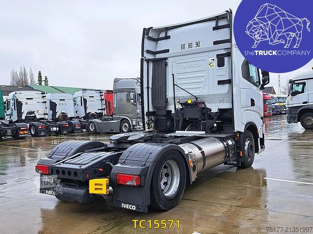 Standaard-SZM Iveco S-Way 460