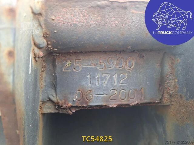 Transport de conteneurs Mercedes-Benz Actros 3235