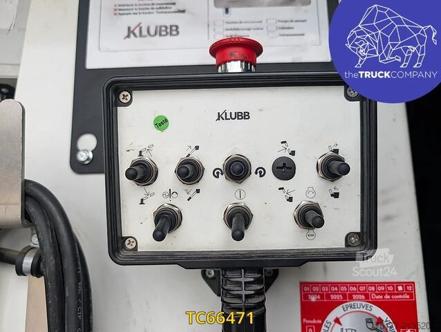 Plataforma elevatória Renault Master 145.35 nacelle