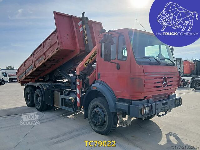 Transport de conteneurs Mercedes-Benz SK 2531
