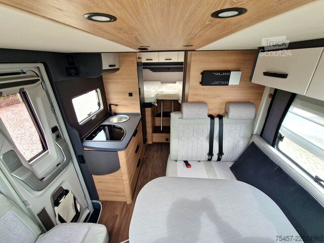 Autorulotă semi-integrată KNAUS L!VE WAVE BLACK SELECTION 650 MEG