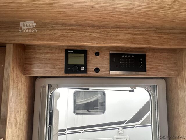Teilintegriertes Wohnmobil KNAUS Sky Ti PLATINUM SELECTION 650 MEG Lithium, Navi